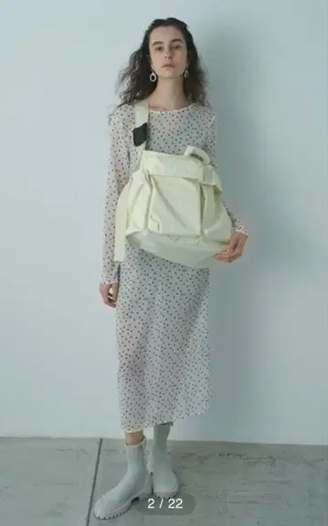 emmi atelier 핸드프리 메신저 백