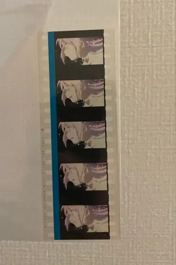 애니메이션 캐릭터 필름 스틸 약 5cm x 15cm