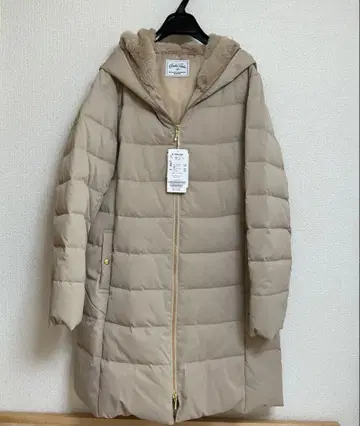 미사용 택 포함 르 쿠르 블랑 펄 페슈 퍼 다운 코트 베이지