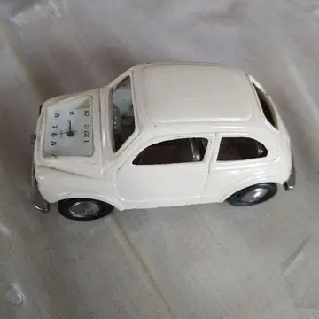 전금속제 FIAT 500 시계 포함
