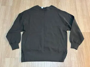 SHIPS 다크 브라운 트레이닝복