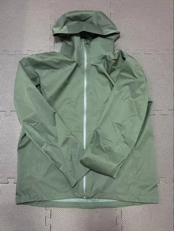 UNIQLO 유니클로 블록테크 후드티 올리브 새상품급 XL 사이즈