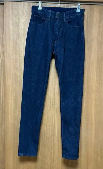 새상품급 UNIQLO 유니클로 EZY 청바지 S 사이즈