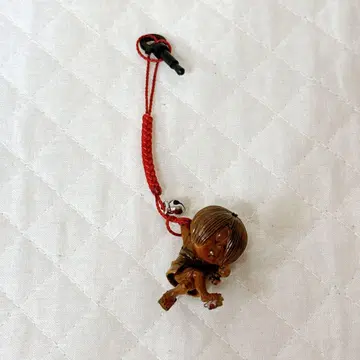 [ 게게게의 키타로 ] 나무 조각풍 이어폰 잭 부착 스트랩