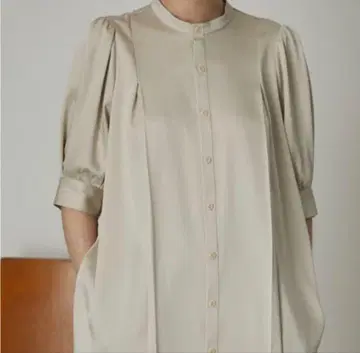 RIM.ARK 빅 퍼프 슬리브 SH BEG 림아크