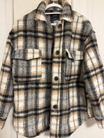 Bershka 플란넬 체크 무늬 자켓