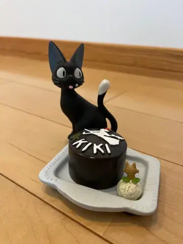 마녀 배달부 키키 지지 소품함