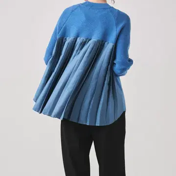 LiSALiSA 아시야 리사리사 백 플리츠 디자인 니트 아줄 블루