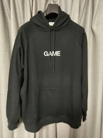 GAME 로고 블랙 후드티 후드 부착