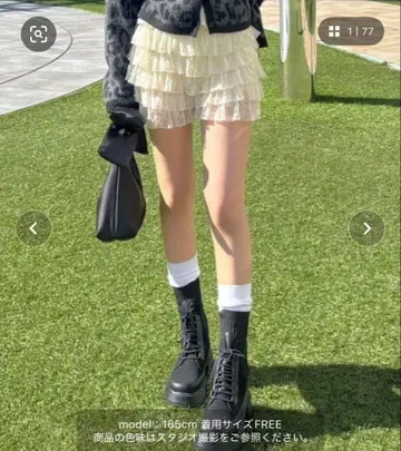 FOREVER 21 레이스 프릴 숏팬츠