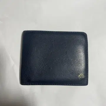 페리지 네이비 가죽 이단 접이식 지갑