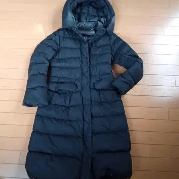 ULTRA LIGHT DOWN 블랙 후드 부착 다운 자켓