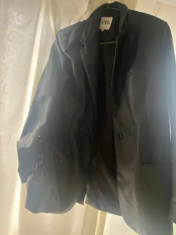 ZARA 블랙 자켓