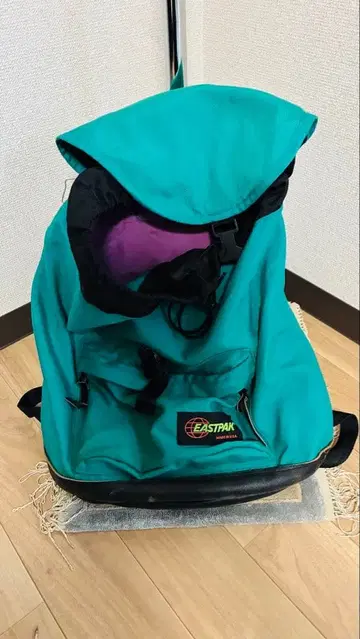 EASTPAK 빈티지 백팩