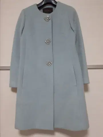 주얼 체인지 스카이블루 노카라 코트 36