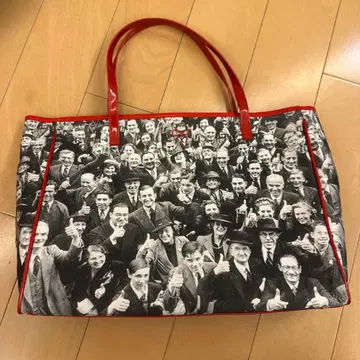 안야 힌드마치 토트