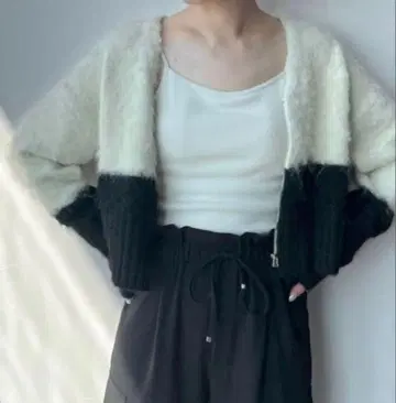 샤기 바이컬러 숏 가디건