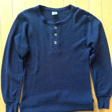 JOHN HENRY 헨리넥 스웨터