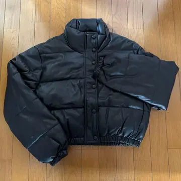 ZARA 블랙 가죽 자켓 S 아우터