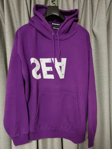 보라색 후드 부착 후드티 큰 로고