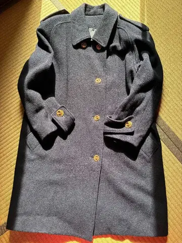 겨울용 다크 네이비 롱 코트 9호 모 95% 버튼이 빛나는