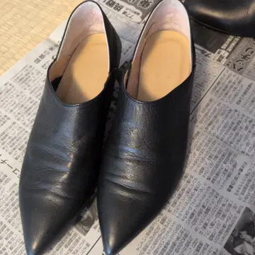 가죽 블랙 스틸레토 로퍼