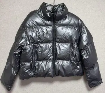 메탈릭 실버 숏 기장 다운 자켓