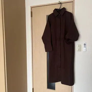 브라운 헤링본 롱 코트