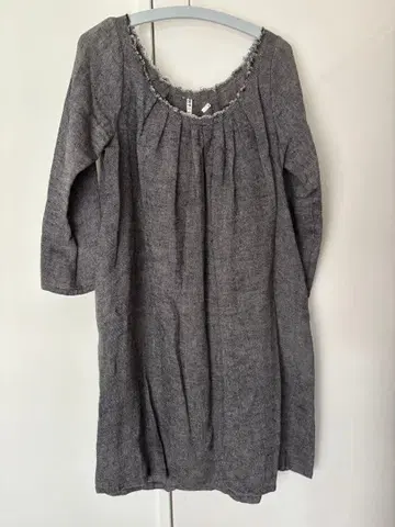 그레이 칠부 소매 튜닉