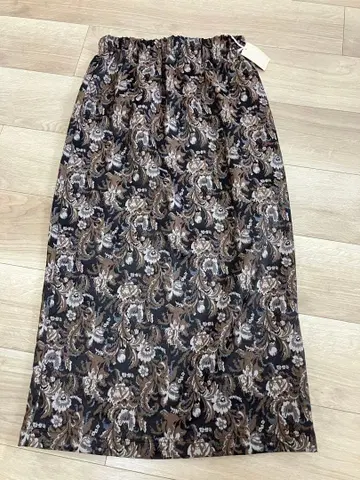 studio clip 플라워 자카드 스커트