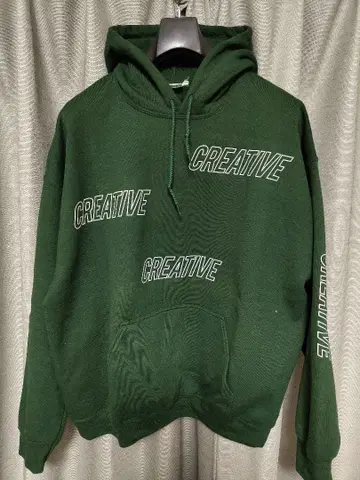 CREATIVE 로고 다크 그린 후드티