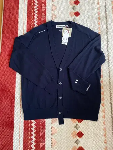 새상품 유니클로 아냐 하이드마치 메리노울 가디건 네이비 컬러 M 사이즈