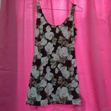 LIPSERVICE 꽃무늬 슬리브리스 미니 원피스