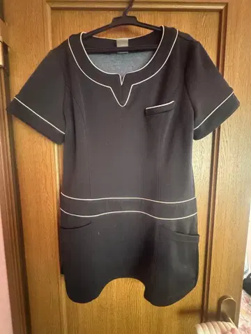 STYLISH WORKS 블랙 반팔 튜닉