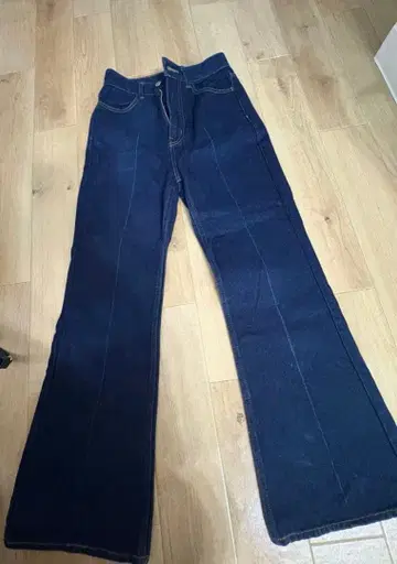 거의 미사용 어반 리서치 플레어 데님 M