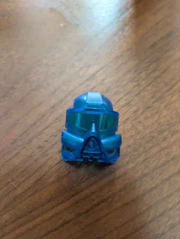 단종 LEGO BIONICLE 시리즈의 카우카우 마스크