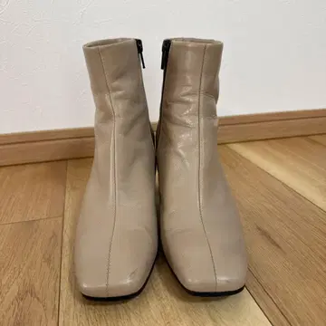 새상품급! 파비오 루스코니 베이지 부츠 36 하프