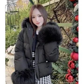 michellMacaron 퍼 숏 다운