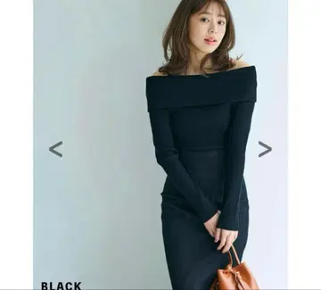 블랙 오프숄더 롱 니트