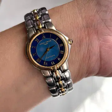 LOUIS VALSA PARIS SAPPHIRE 손목시계