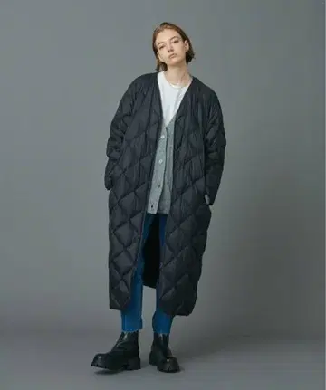 블랙 퀼팅 롱 코트 사이즈 3