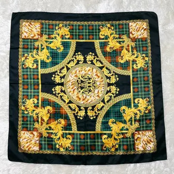 대형 스카프 76cm 타탄 체크 호랑이 무늬 금색 바로크풍 이탈리아제