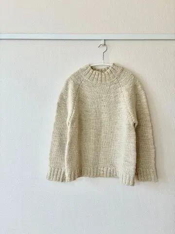 MHL 니트 스웨터