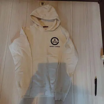 블루블루 후드티