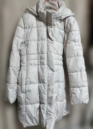 푸드코트 아이보리