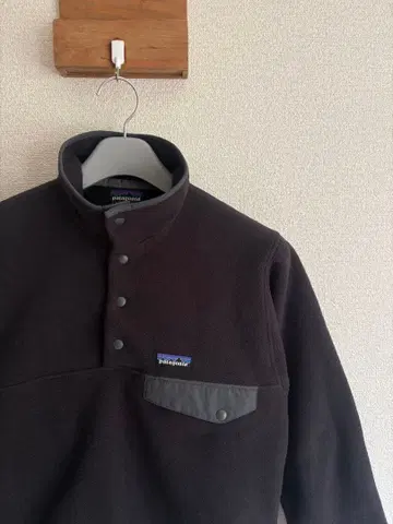 Patagonia 신틸라 스냅T 풀오버 XS 블랙 2023년 가을