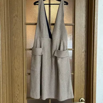 ZARA TRAFALUC 슬리브리스 원피스 L