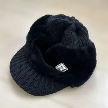 master bunny edition 퍼 블랙 니트 캡