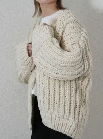 미사용 CASA FLINE 로게이지 핸드니트 가디건 페루니트