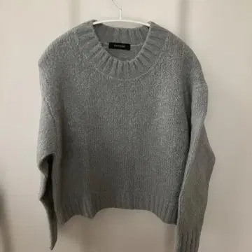 UNTITLED 그레이 크루넥 니트 스웨터